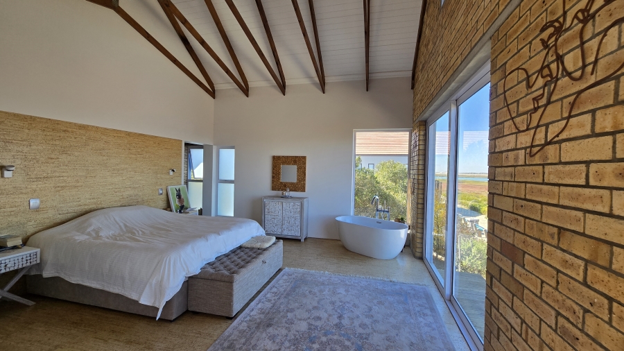 To Let 2 Bedroom Property for Rent in Port Owen Western Cape